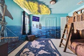 6 chambres, fer et planche à repasser, lit parapluie, Wi-Fi gratuit