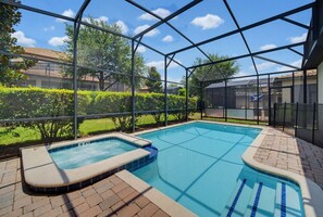 Beheizter Pool