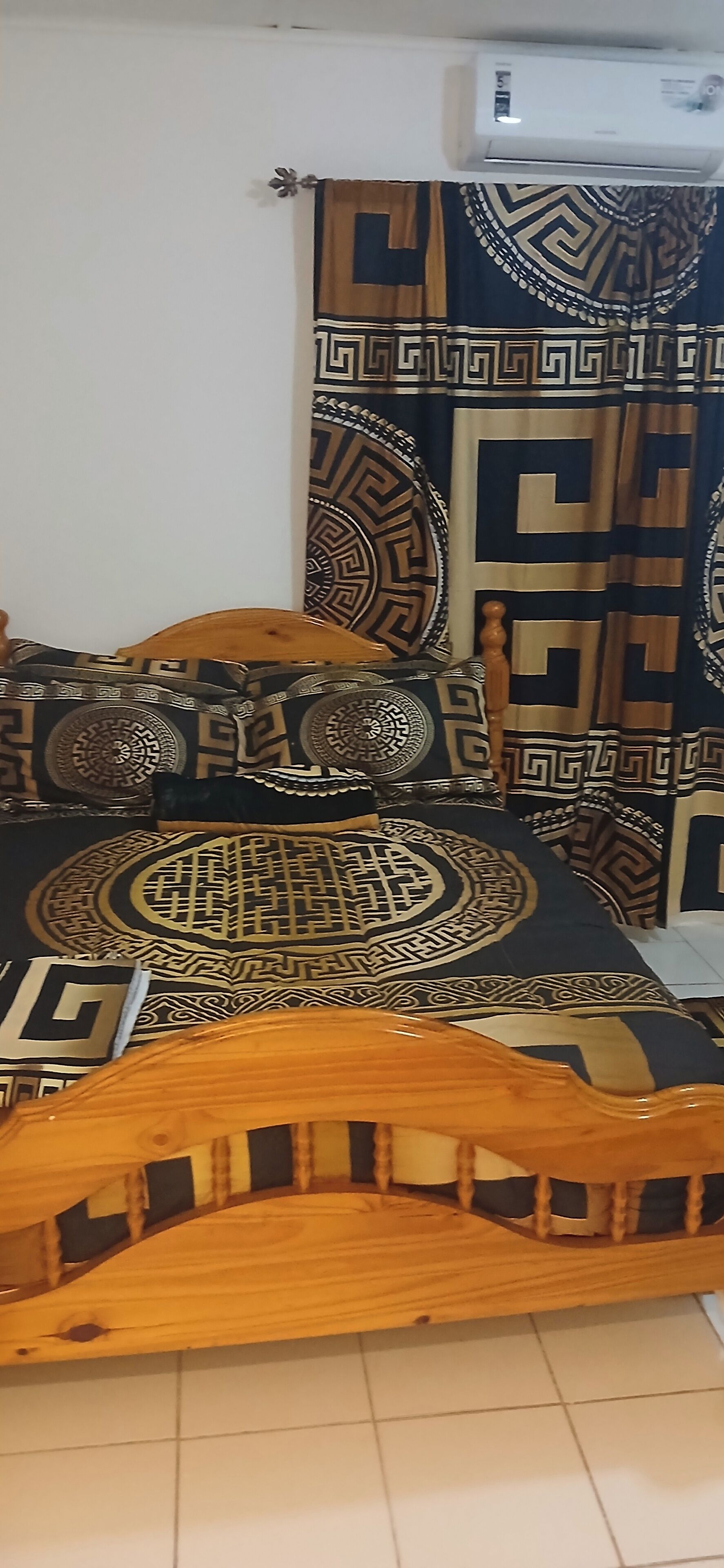 House | 1 bilik tidur, seterika/papan seterika, Wi-fi percuma, cadar katil 