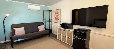 Televisio, työhuone