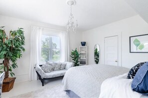 2 chambres, bureau, fer et planche à repasser, Wi-Fi gratuit