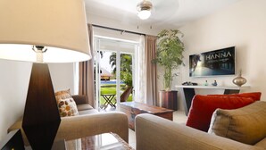 Unclassified image, 2 of 30, button - Great 2BR Condo Near Beach+pool&palapa! Sleeps 6!! (Playa del Carmen)