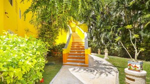 Unclassified image, 3 of 34, button - Exclusive 2br, Pool, AC, Close From the Beach and 5th Ave!! (Playa del Carmen)
