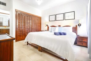 2 habitaciones y espacio para trabajar con laptop 