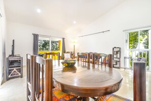 Dining - Exclusive 2br, Pool, AC, Close From the Beach and 5th Ave!! (Playa del Carmen)