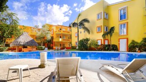 Unclassified image, 4 of 34, button - Exclusive 2br, Pool, AC, Close From the Beach and 5th Ave!! (Playa del Carmen)