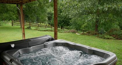 Country Retreat with Inground Pool and Hot Tub