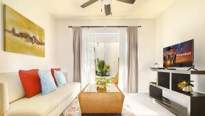 Unclassified image, 3 of 25, button - Unique 2 BR Steps From the Beach With Pool in the Heart of Playa del Carmen ! (Playa del Carmen)