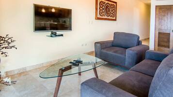 TV, đầu đĩa DVD