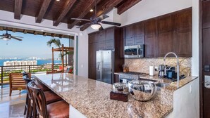 Micro-ondas, fogão, cooktop, lava-louças