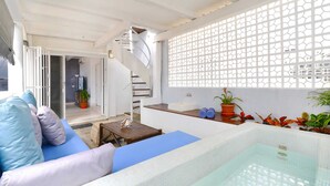 Interior - 3 BR PH w Private Pool & Jacuzzi two Blocks From the Beach (Playa del Carmen)