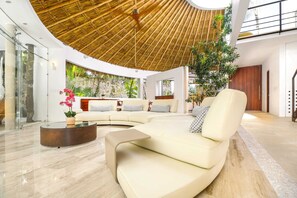 Interior - Luxe 4BR Architect Villa! Exclusive Lagoon Access! Private Pool!! (Akumal)