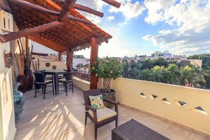 Tempat makan outdoor