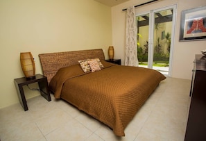 4 bedrooms, laptop workspace, iron/ironing board, WiFi - Two Condos, Same Complex, by Coco Beach, Sleep 16 (Playa del Carmen)