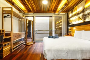 1 dormitorio y espacio para trabajar con un portátil