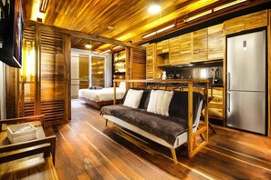 1 bedroom, laptop workspace, iron/ironing board, WiFi - Walking Distance to the Beautiful Caribbean Sea 1 BR Modern Style !!! (Playa del Carmen)