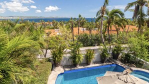 Outdoor pool - Beautiful Palmilla Villa Stacked With Everything you Need to Enjoy LOS Cabos! (San José del Cabo)