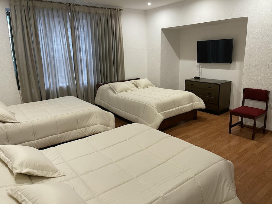 Traditional Triple Room | Blackout drapes, free WiFi, bed sheets