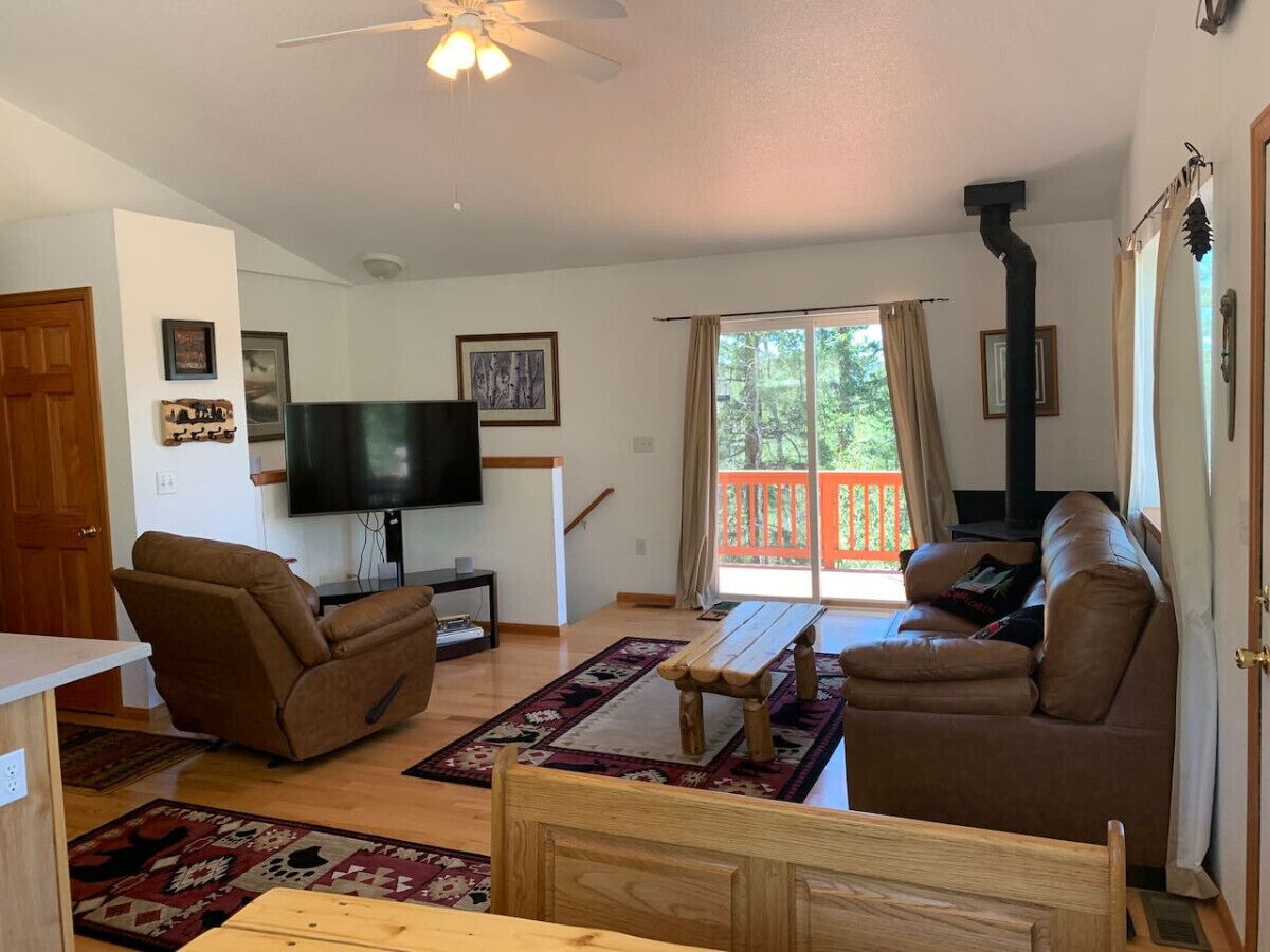 Télévision, cheminée