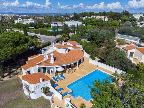 Casa Cúpula - Heated swimming pool, just 700m from golf course & clubhouse