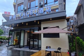 Unclassified image, 2 of 22, button - Mengfei Hotel (Liuzhou Yaobu Old Town) (Liuzhou)