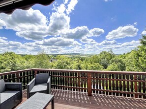 Property grounds - Nice apartment in villa for 4 people with WIFI, TV, terrace and pets allowed (Bad Wildungen)
