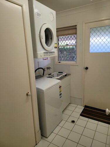 Spacious 3 bedroom apartment in a great location