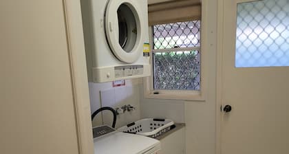 Spacious 3 bedroom apartment in a great location