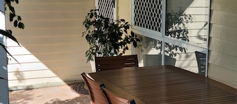 Spacious 3 bedroom apartment in a great location