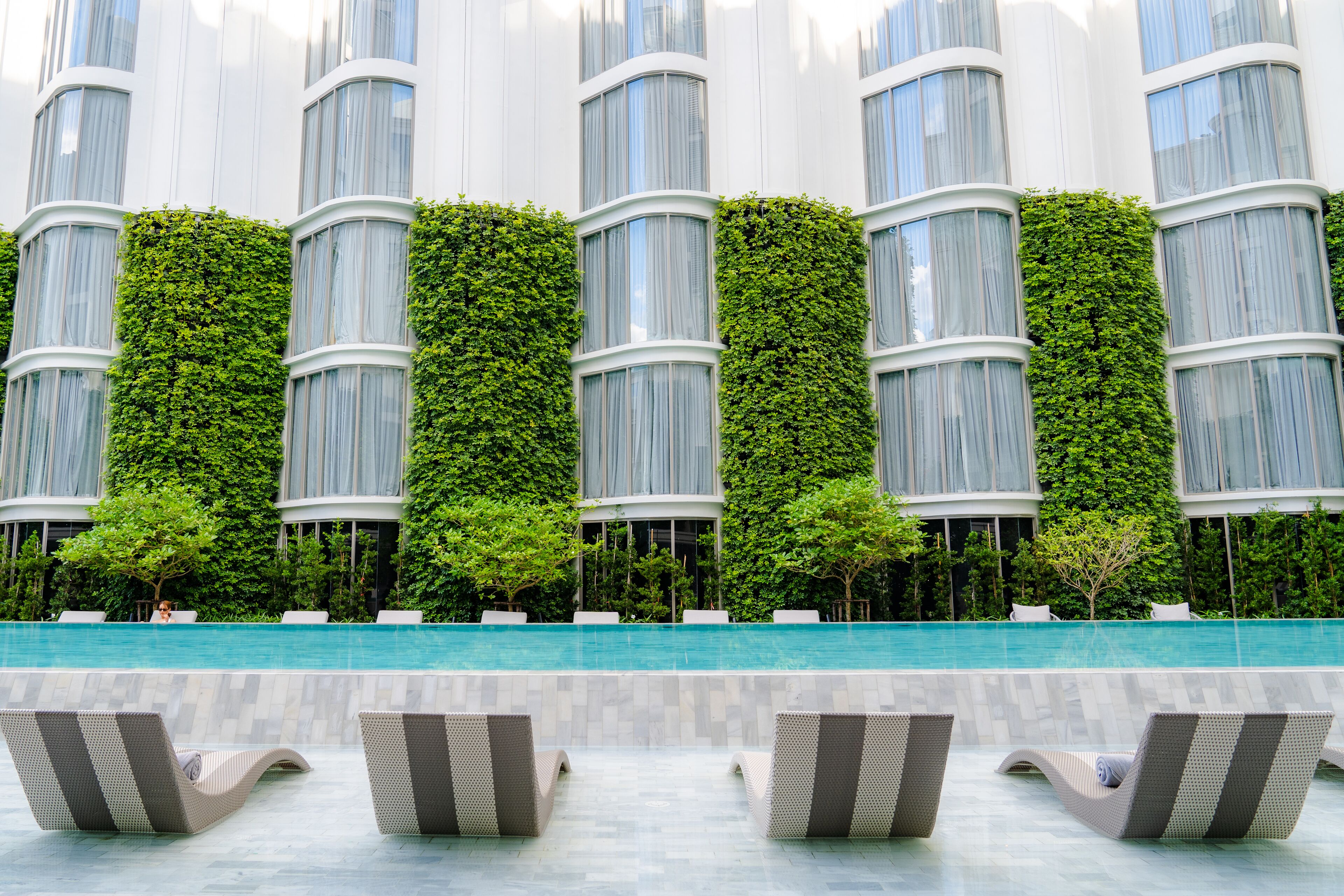 Outdoor pool, open 7:00 AM to 8:00 PM, pool umbrellas, sun loungers