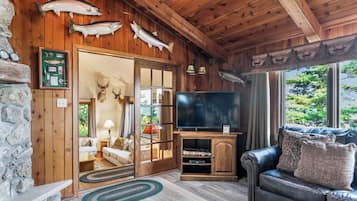 Smart TV, fireplace, offices