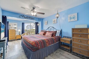 2 bedrooms, free WiFi, bed sheets - Water View 206—Poolside Condo w/ Private Balcony, Beach Access & Coastal Comfort in Indian Shores (Indian Rocks Beach)