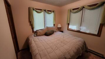 2 bedrooms, WiFi, bed sheets