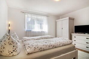 1 chambre, accès au Wi-Fi (inclus), literie fournie