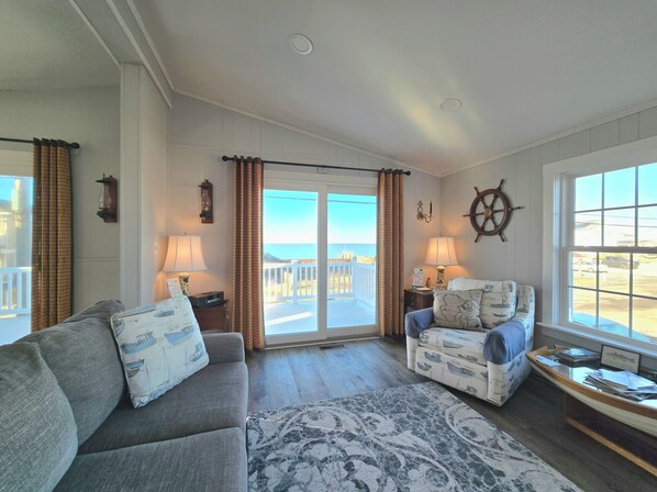 Smart TV, books, music library, stereo