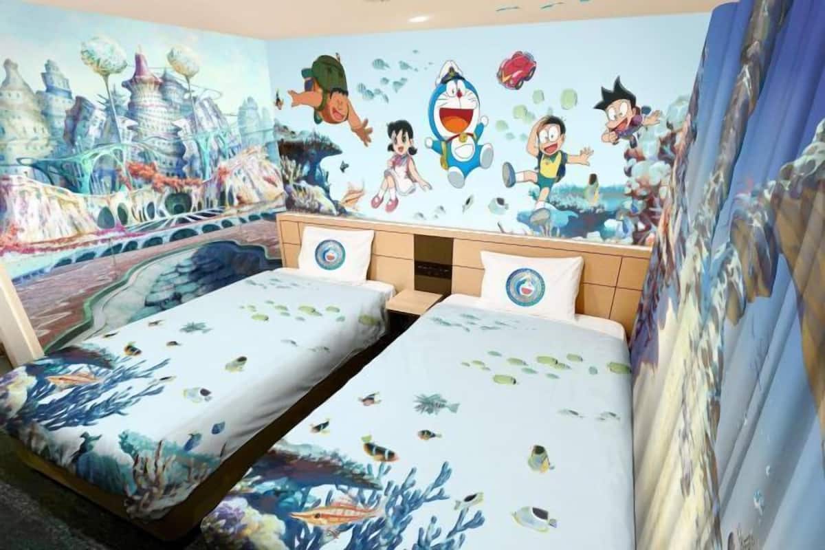 Ropa de cama hipoalergénica, escritorio y wifi gratis