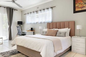 6 soveværelser, skrivebord, strygejern/strygebræt, gratis Wi-Fi