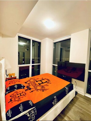 Uklassifisert bilde, 4 av 6, knapp