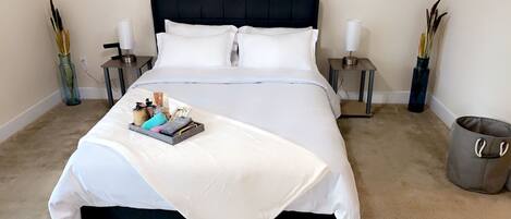 2 slaapkamers, een strijkplank/strijkijzer, wifi, beddengoed