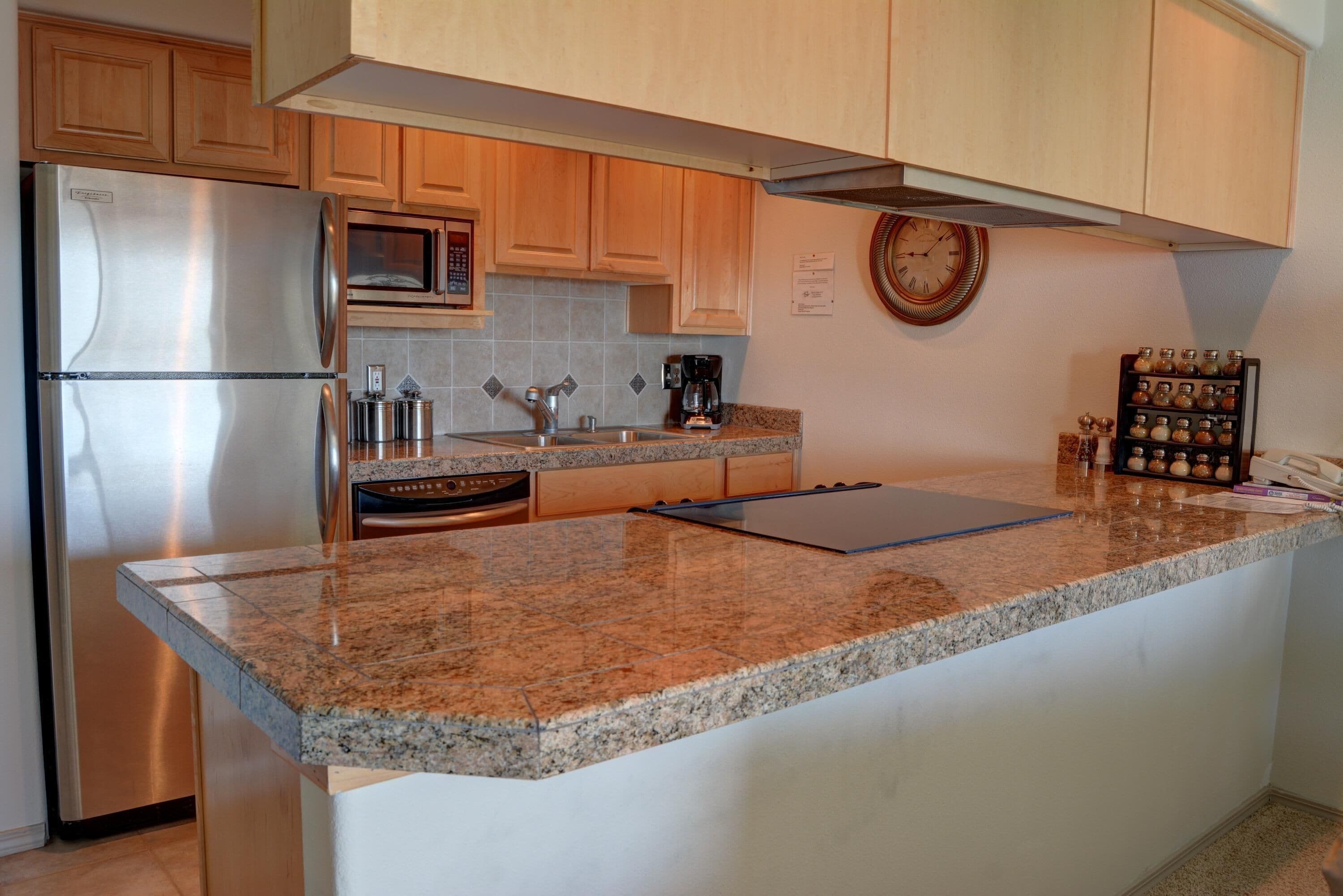 Condo, 1 King Bed with Sofa bed (Waters Edge 104) | Private kitchen