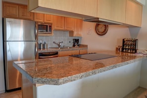 Private kitchen - Waters Edge 104 (Lincoln City)