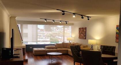 Lovely Hotel Suite Apt in SWISSOTEL - near all