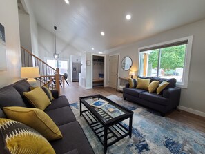 تلفزيون ذكي، كرة قدم الطاولة، كُتُب