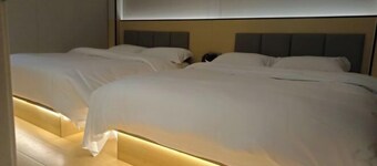 Weijing Hotel