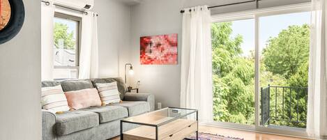 Smart-tv en een open haard