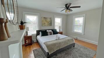 2 bedrooms, desk, iron/ironing board, free WiFi