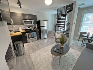 Interior - Huge Downtown Retreat Walkable to Everything (Cincinnati)