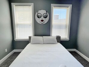 3 chambres, bureau, fer et planche à repasser, Wi-Fi gratuit
