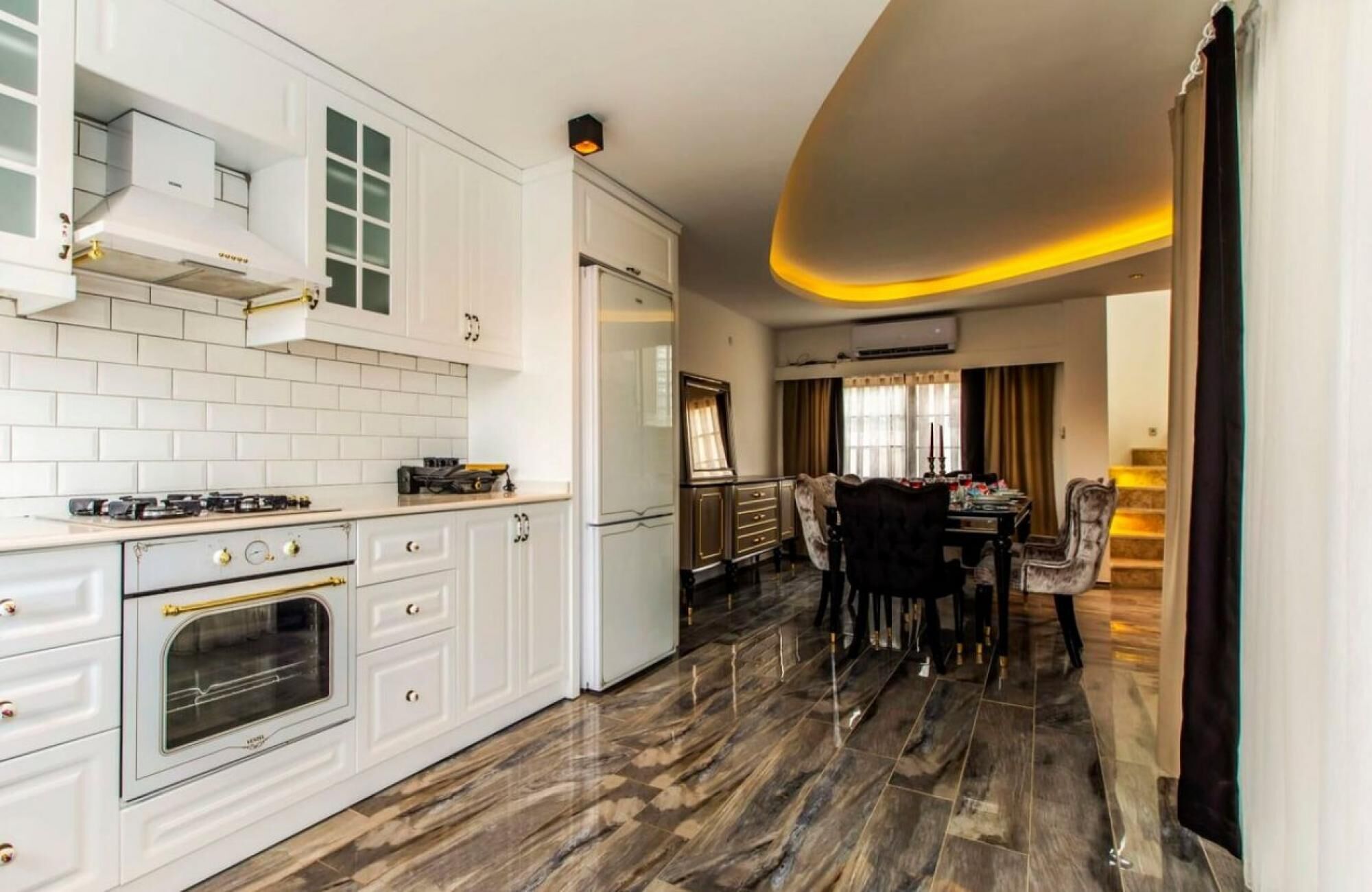 Foto - Luxurious Villa with Private Pool in Antalya