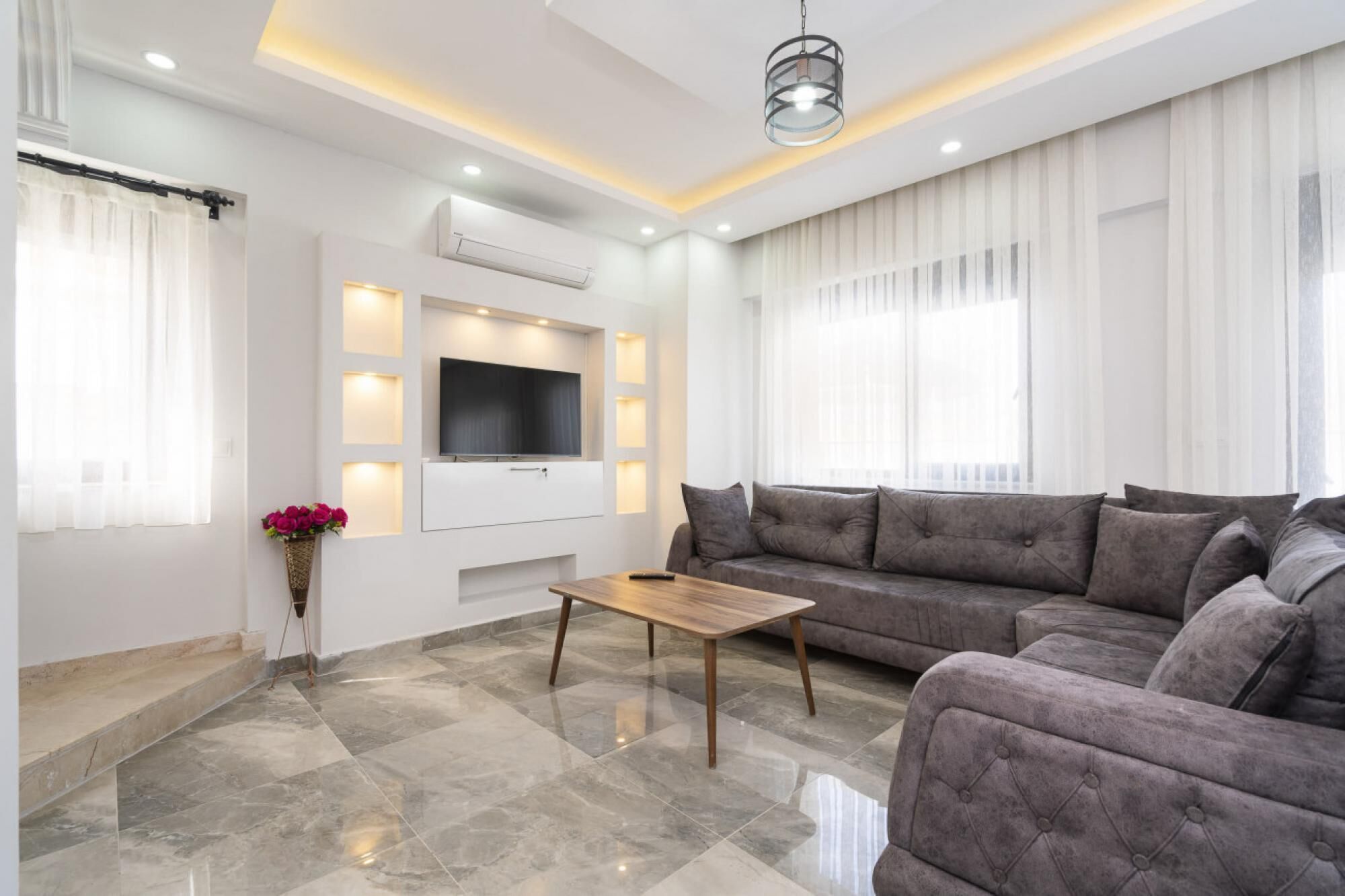 Foto - Villa w Jacuzzi, Private Pool, Garden in Antalya